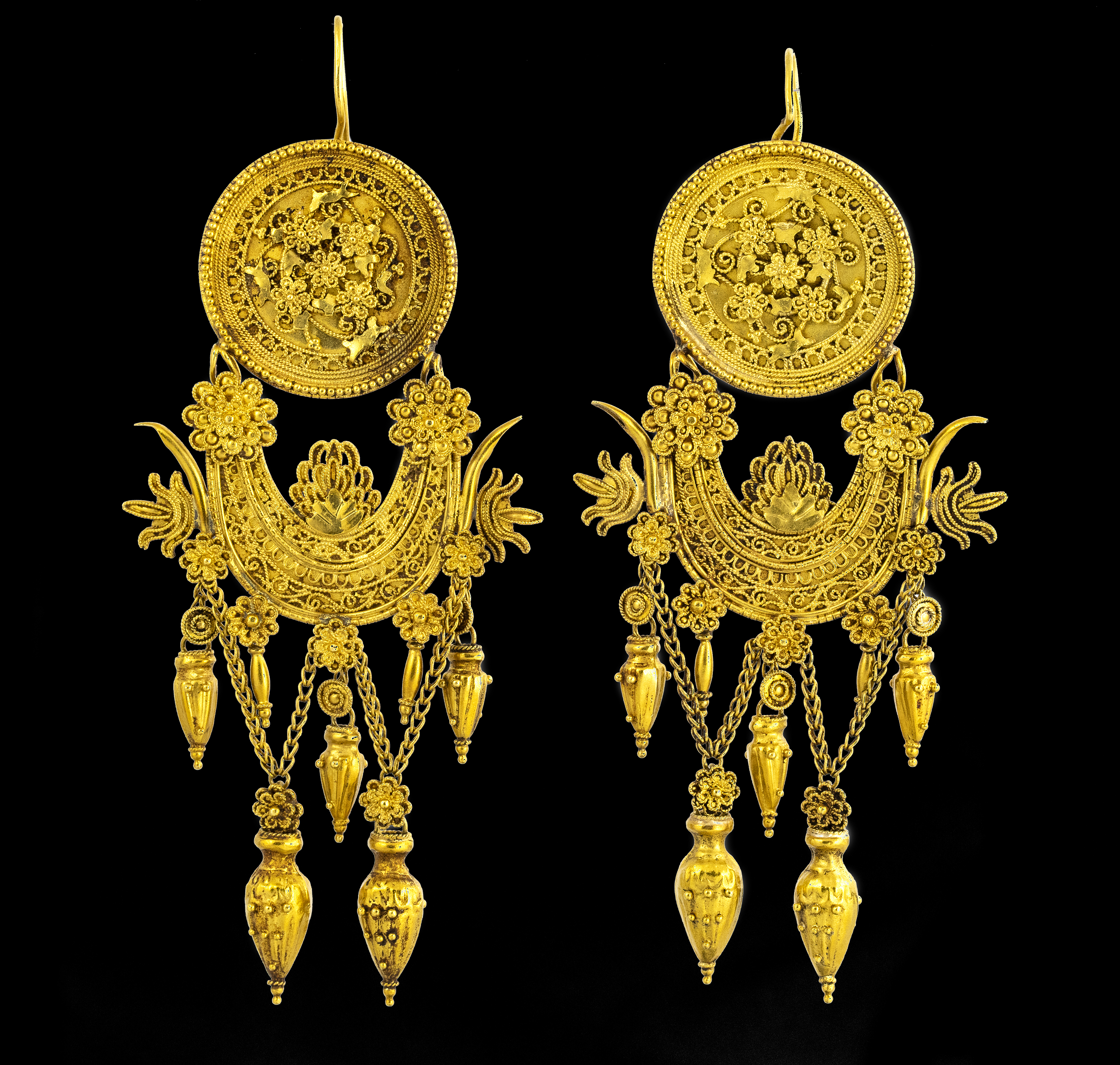 Revival Archeological pair of gold disk earrings. 